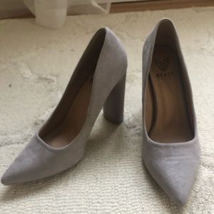 SZ 7.5 Brand New - Light Grey Suede Heels